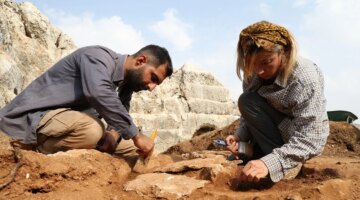 Diyarbakır’da arkeolojik kazıda 54 çocuğun gömülü olduğu mezarlık bulundu