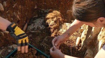 Galler’de Orta Çağ Mezarlığı Keşfedildi