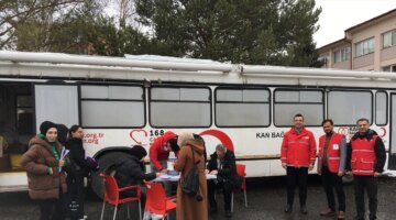 Sivas Üniversite Öğrencileri Kan Bağışında Bulundu