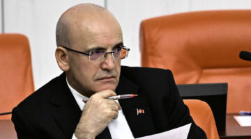 Türkiye ekonomisini neler bekliyor? Mehmet Şimşek anlattı