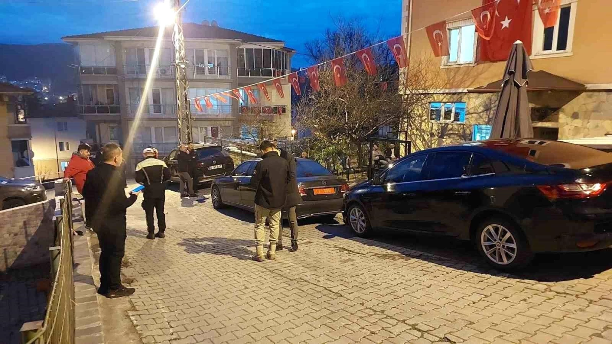 Zonguldak Valisi, şehit Piyade Uzman Onbaşı’nın ailesini ziyaret etti